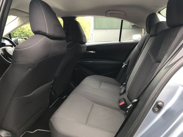 Toyota Corolla Saloon, Petrol Hybrid, 2023, Grey