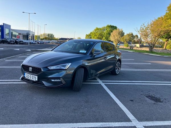 SEAT Leon Estate, Diesel, 2022, Grey