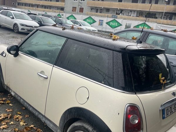 Mini Cooper Hatchback, Petrol, 2010, White