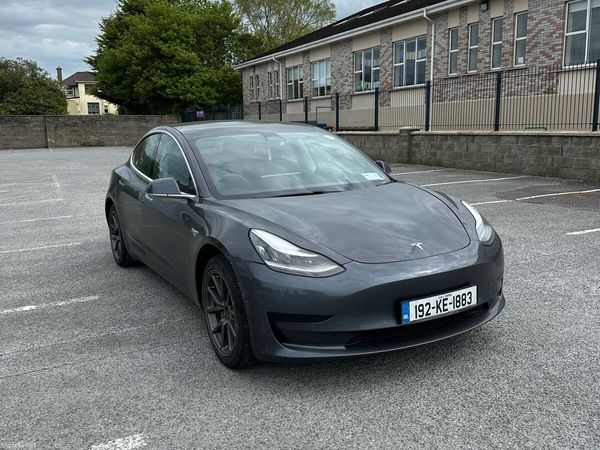 Tesla Model 3 Saloon, Electric, 2019, Grey