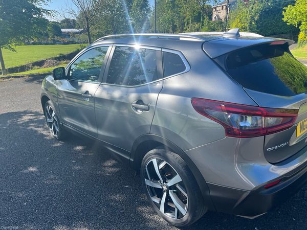 Nissan Qashqai SUV, Petrol, 2021, Grey