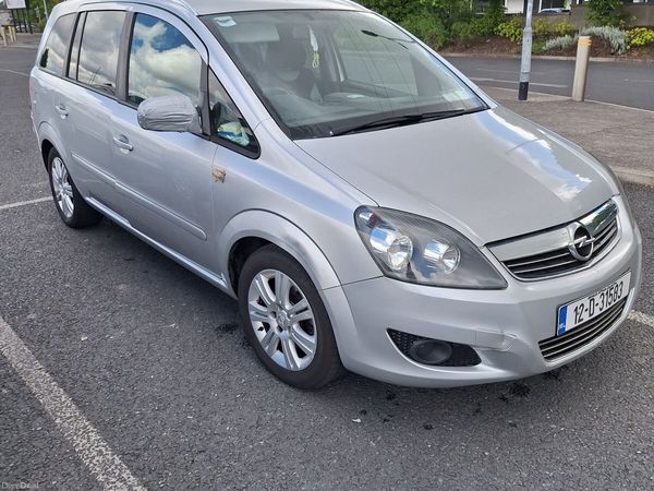 Opel Zafira MPV, Diesel, 2012, Silver