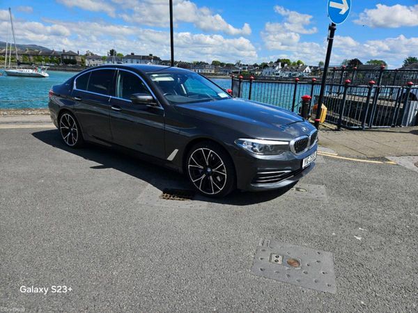 BMW 5-Series Saloon, Petrol Hybrid, 2017, Black
