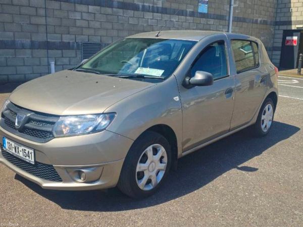 Dacia Sandero Hatchback, Diesel, 2013, Gold