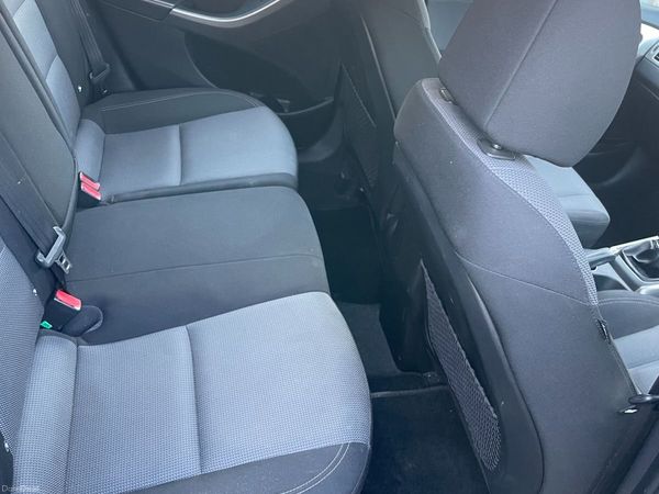 Hyundai i30 Hatchback, Petrol, 2015, Black