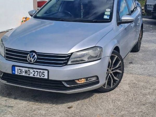 Volkswagen Passat Saloon, Diesel, 2013, Silver