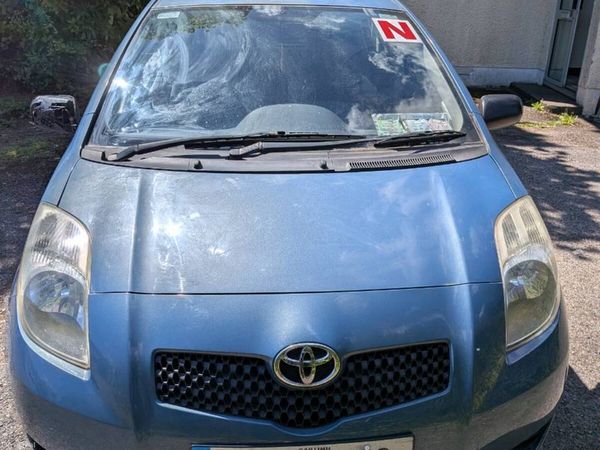 Toyota Yaris Hatchback, Petrol, 2008, Blue