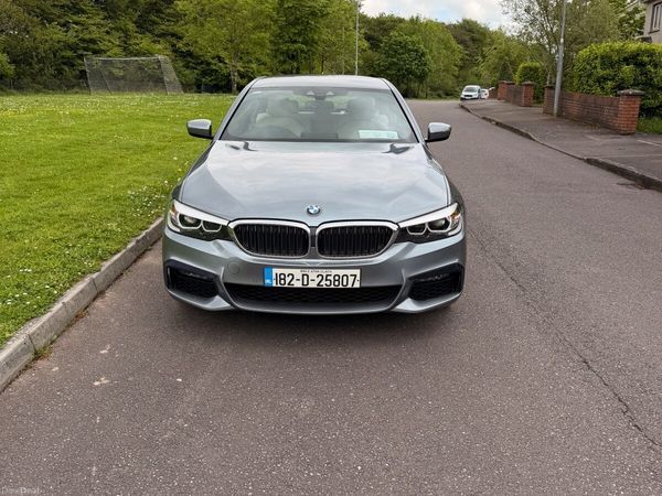 BMW 5-Series Saloon, Petrol Plug-in Hybrid, 2018, Blue