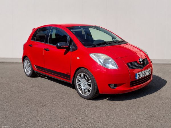 Toyota Yaris Hatchback, Petrol, 2008, Red