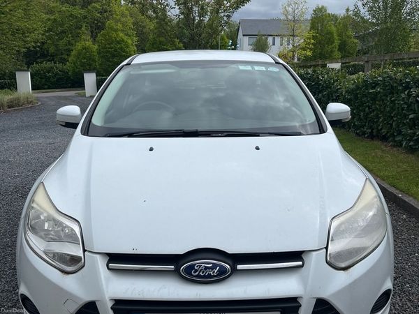 Ford Focus Hatchback, Diesel, 2012, White