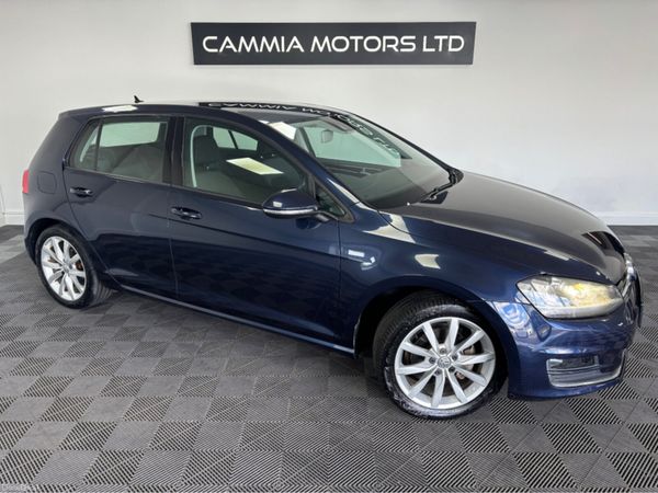 Volkswagen Golf Hatchback, Petrol, 2015, Blue