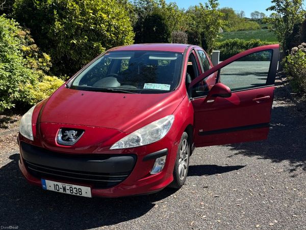 Peugeot 308 Hatchback, Diesel, 2010, Red