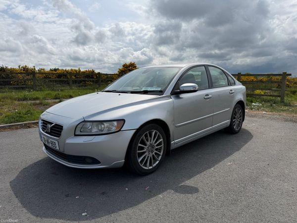 Volvo S40 Saloon, Ethanol Petrol, 2008, Silver