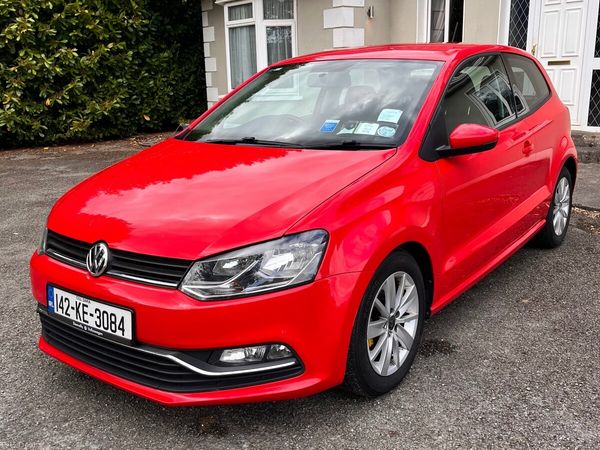 Volkswagen Polo Hatchback, Diesel, 2014, Red