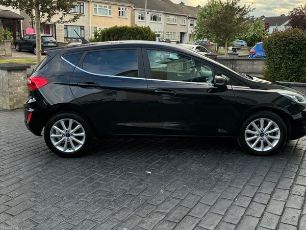 Ford Fiesta Hatchback, Petrol, 2021, Black