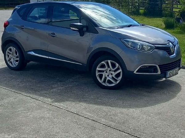 Renault Captur Hatchback, Diesel, 2015, Grey