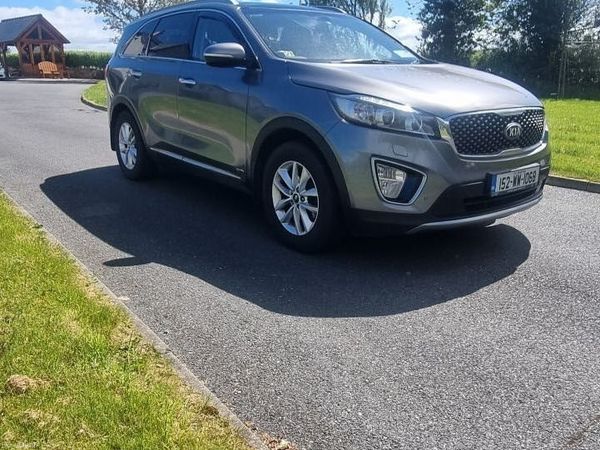 Kia Sorento SUV, Diesel, 2015, Grey
