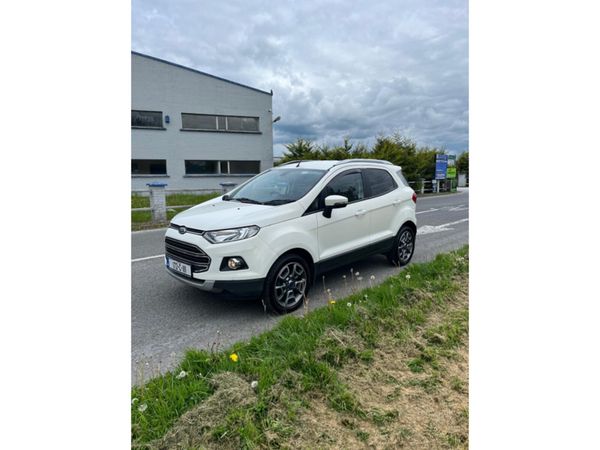 Ford EcoSport Hatchback, Diesel, 2017, White