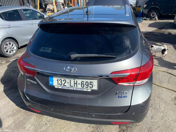 Hyundai i40 Estate, Diesel, 2013, Silver