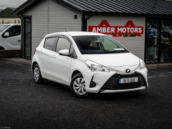Toyota Yaris Hatchback, Petrol, 2019, White