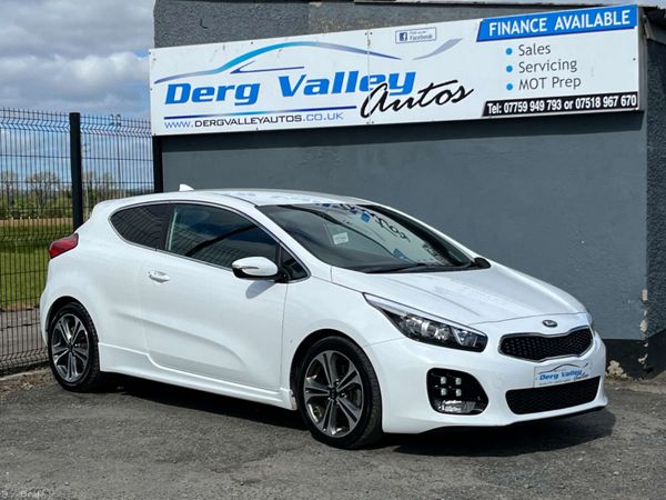 Kia Ceed Hatchback, Diesel, 2017, White