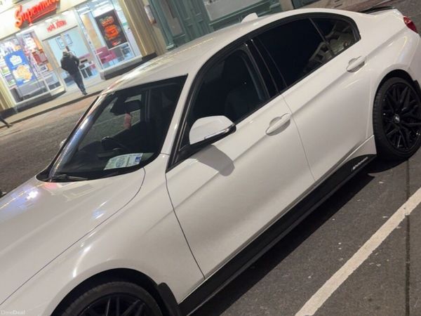 BMW 3-Series Saloon, Petrol, 2016, White