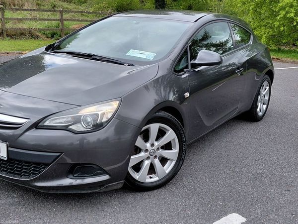 Vauxhall Astra Hatchback, Diesel, 2012, Grey