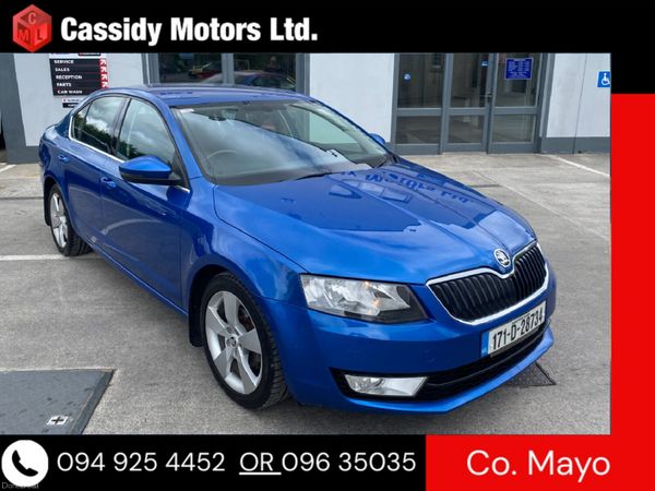 Skoda Octavia Saloon, Diesel, 2017, Blue