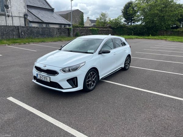 Kia Ceed Hatchback, Diesel, 2021, White
