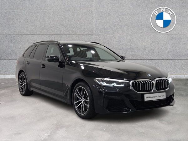 BMW 5-Series Estate, Petrol Plug-in Hybrid, 2021, Black