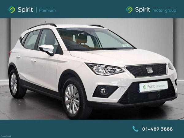 SEAT Arona Hatchback, Petrol, 2021, White