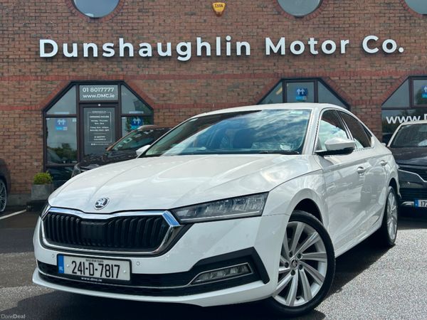 Skoda Octavia Saloon, Diesel, 2024, White