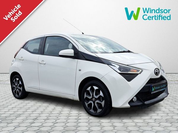 Toyota Aygo Hatchback, Petrol, 2019, White