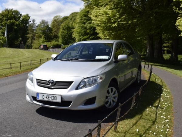 Toyota Corolla Saloon, Petrol, 2010, Silver
