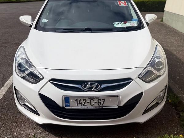 Hyundai i40 Saloon, Diesel, 2014, White