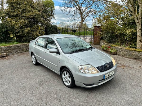 Toyota Corolla Saloon, Petrol, 2004, Silver