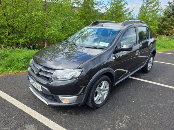 Dacia Sandero Stepway Hatchback, Diesel, 2015, Black