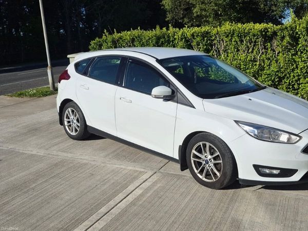 Ford Focus Hatchback, Diesel, 2016, White