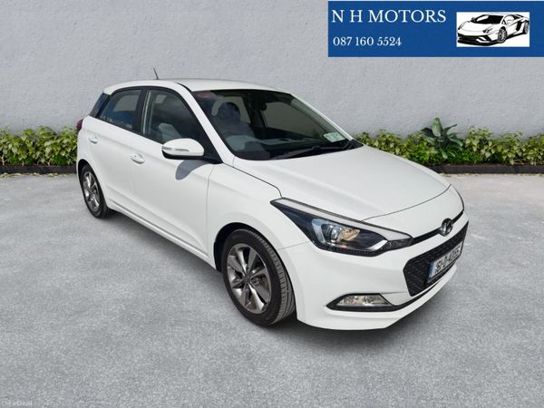 Hyundai i20 Hatchback, Petrol, 2016, White