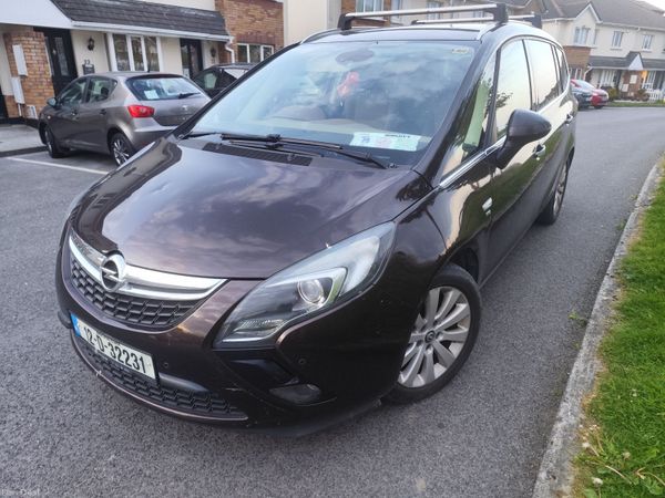 Opel Zafira MPV, Diesel, 2012, Brown
