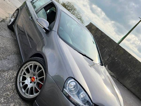 Volkswagen Passat Saloon, Diesel, 2014, Silver
