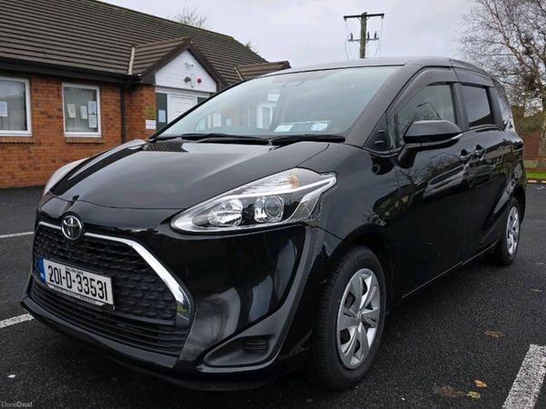 Toyota Sienta MPV, Petrol, 2020, Black