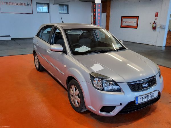 Kia Rio Hatchback, Diesel, 2011, Silver