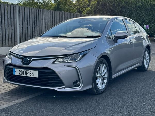 Toyota Corolla Saloon, Petrol Hybrid, 2020, Grey