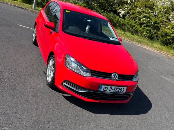 Volkswagen Polo Hatchback, Petrol, 2015, Red