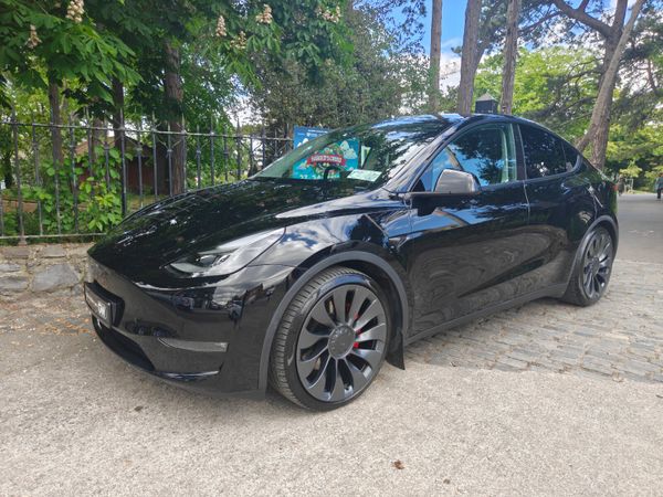 Tesla Model Y MPV, Electric, 2024, Black