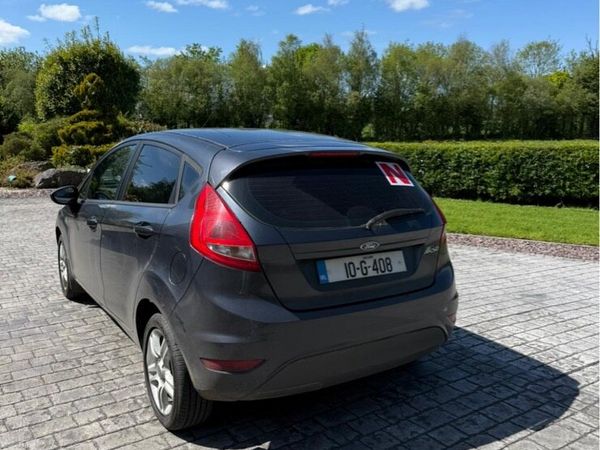 Ford Fiesta Hatchback, Petrol, 2010, Grey