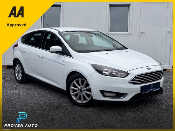 Ford Focus Hatchback, Petrol, 2015, White