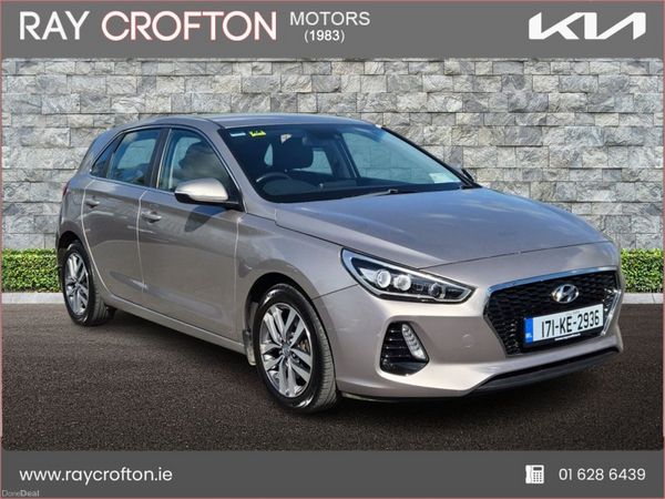Hyundai i30 Hatchback, Petrol, 2017, White