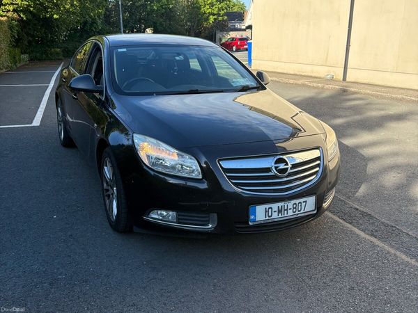 Opel Insignia Hatchback, Diesel, 2010, Black